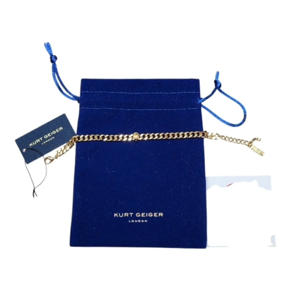 Kurt Geiger Gold Tone Bracelet with Eagle Head Charm NWT - Picture 1 of 4